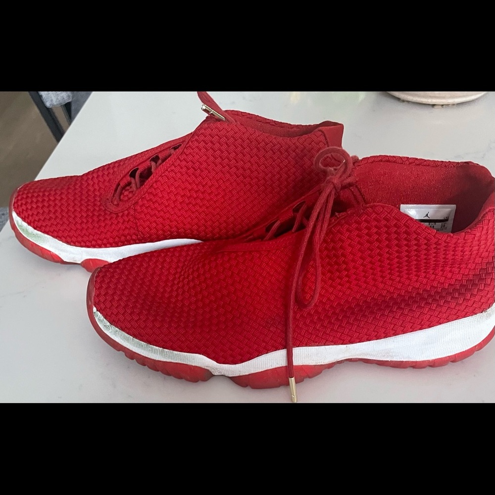 Mens Nike shoes new air Jordan’s without tags